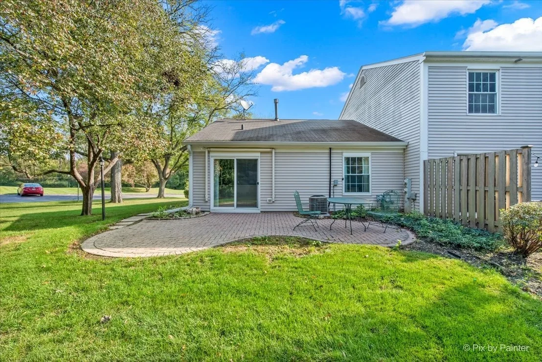 Photo of 20 Red Oak Trail