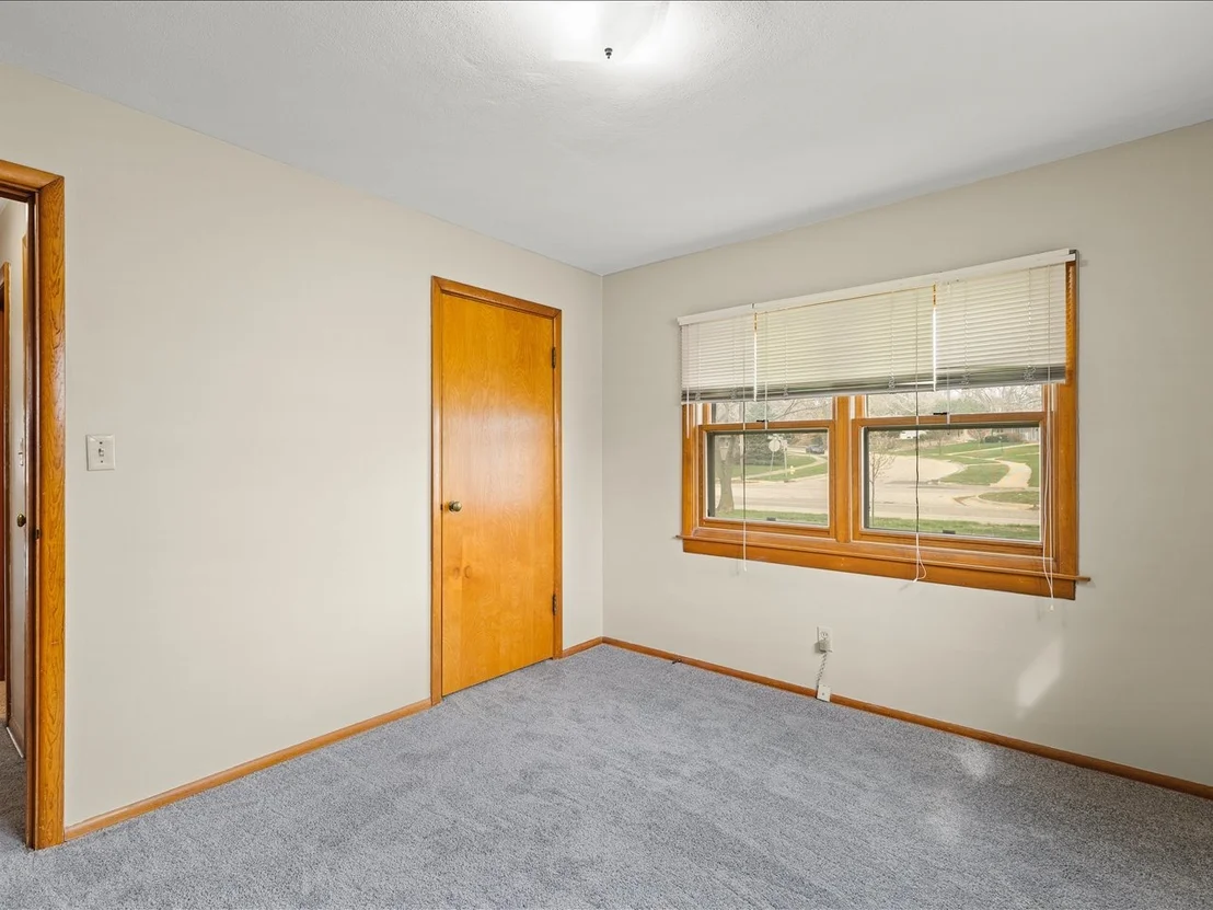 Photo of 324 Fairview Boulevard