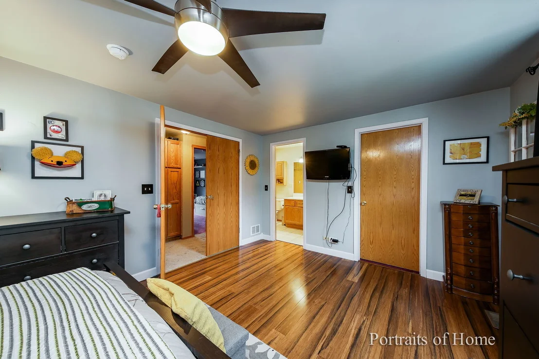 Photo of 806 Lexington Circle