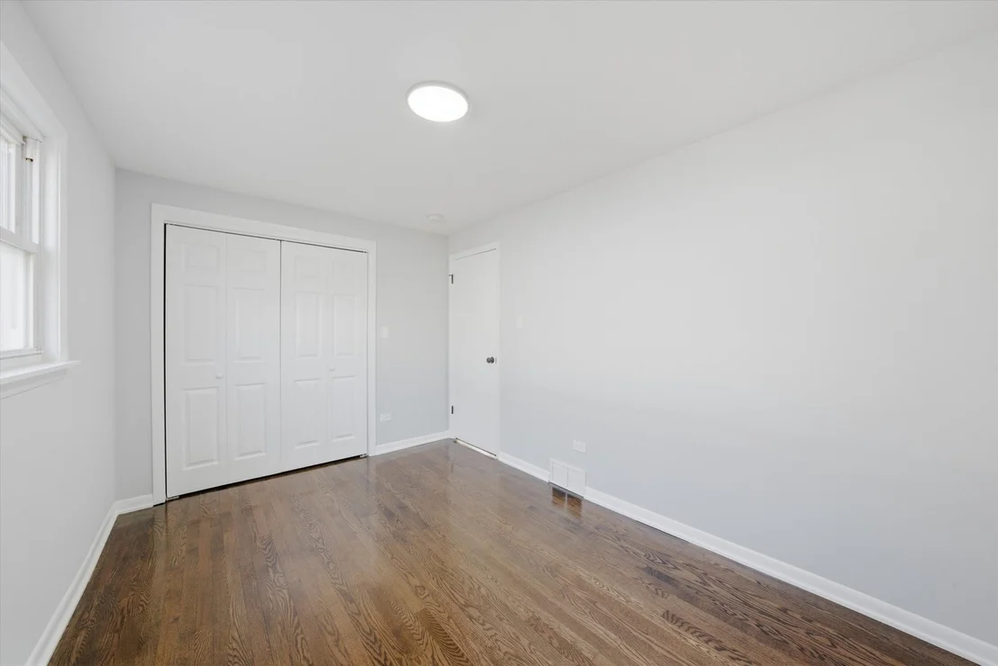 Photo of 2811 W 82nd Street