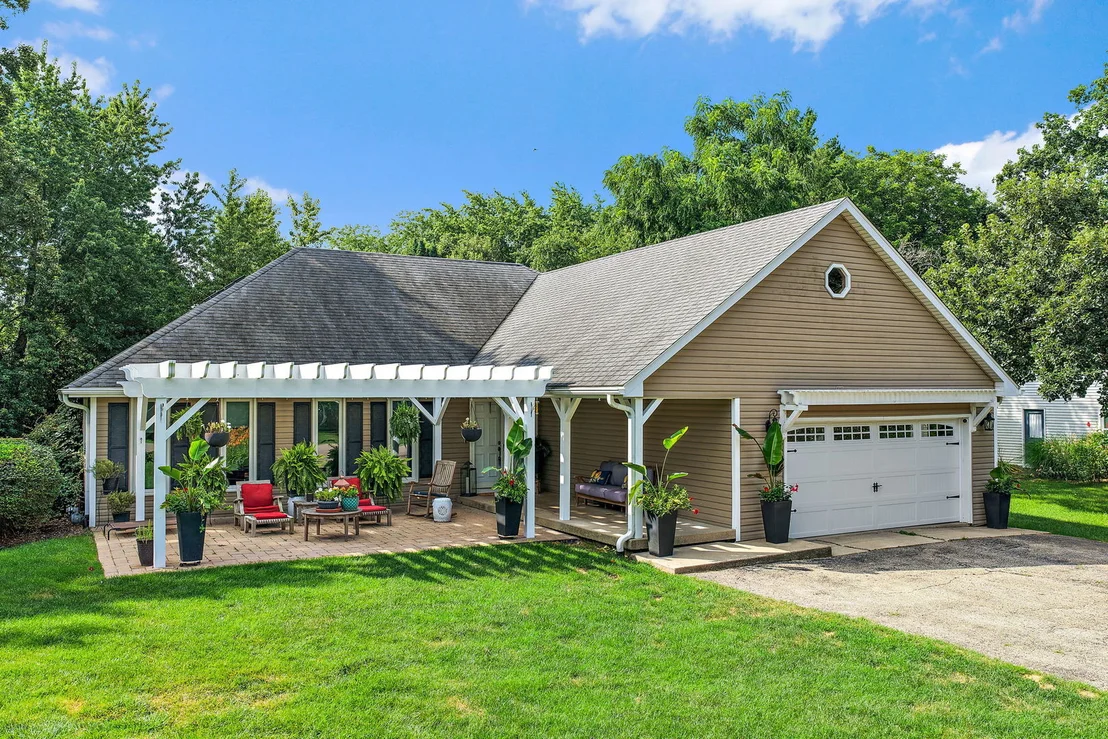 Photo of 40W719 Longshadow Lane