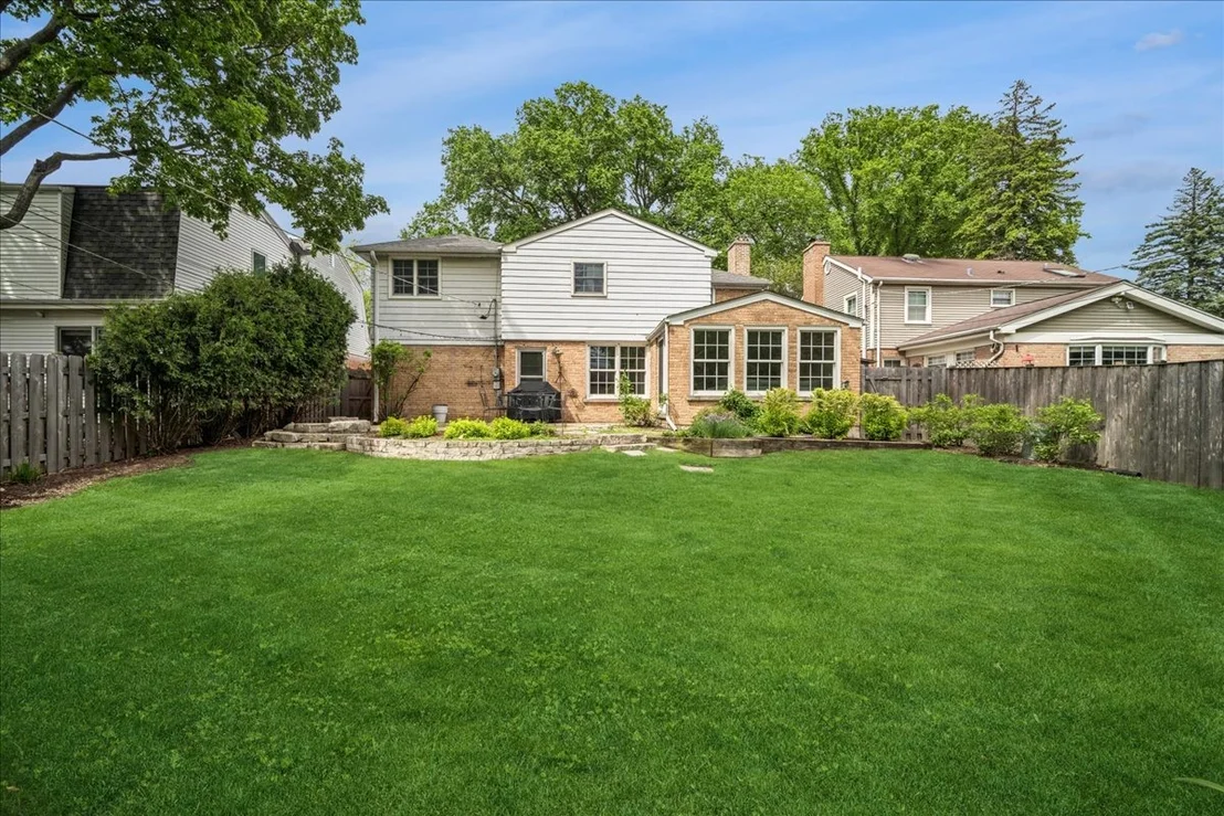 Photo of 1815 Oak Avenue