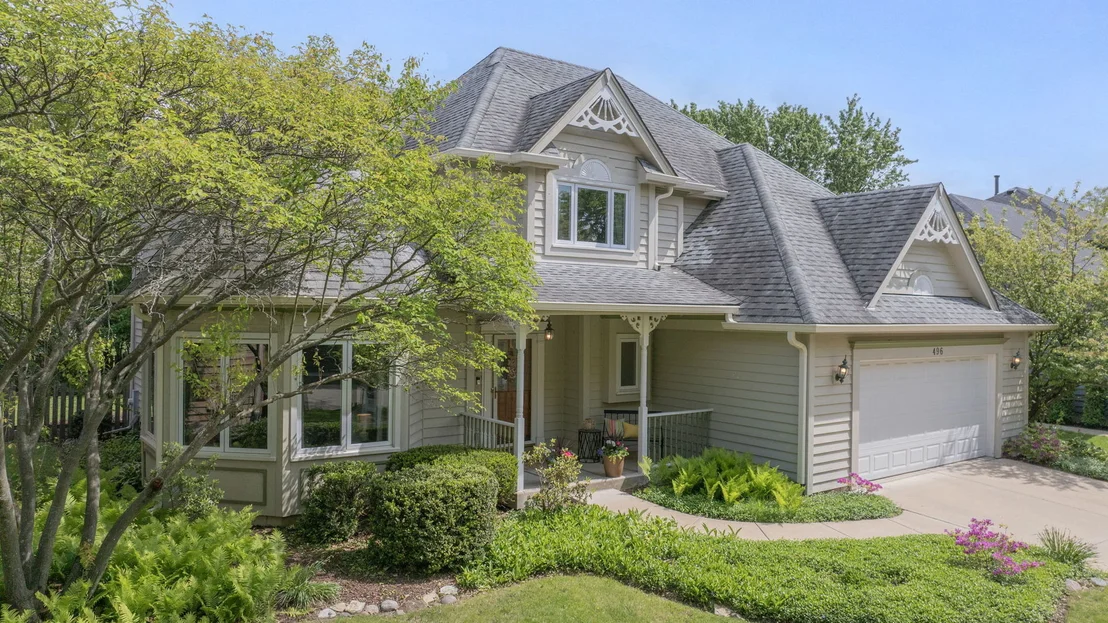 Photo of 496 Waubonsee Circle