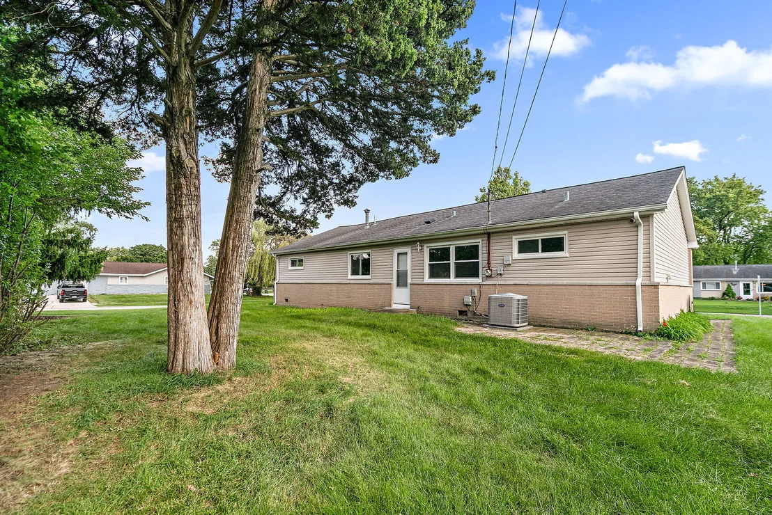 Photo of 220 Kingman Lane