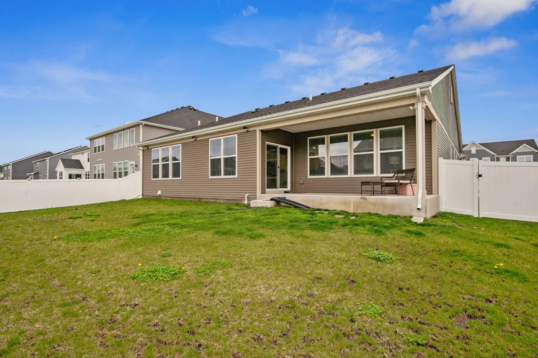 Photo of 1167 Slade Road