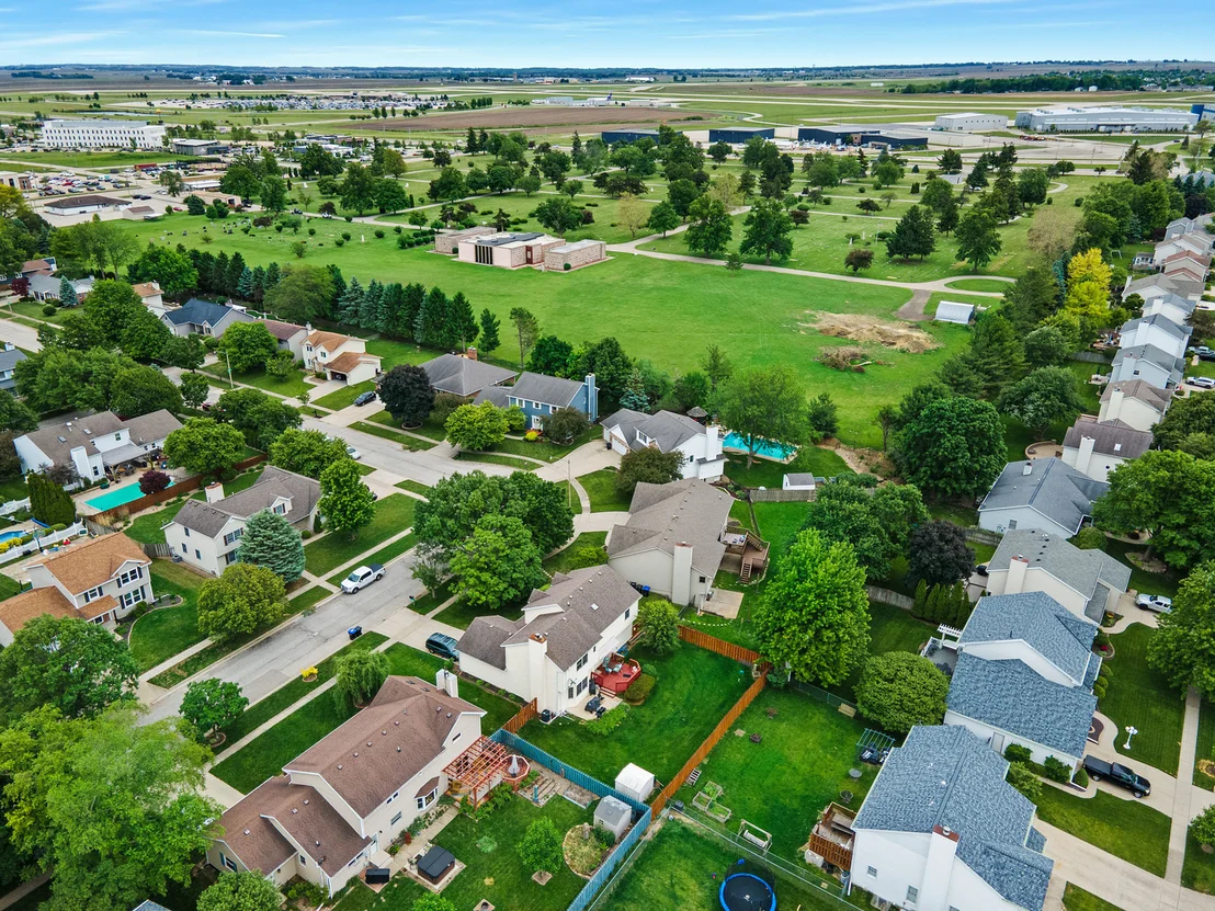 Photo of 1202 Kenneth Drive