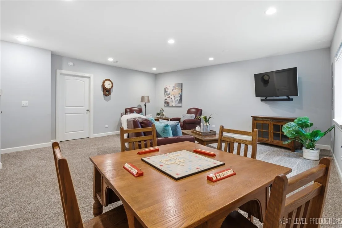 Photo of 656 Riverbank Drive