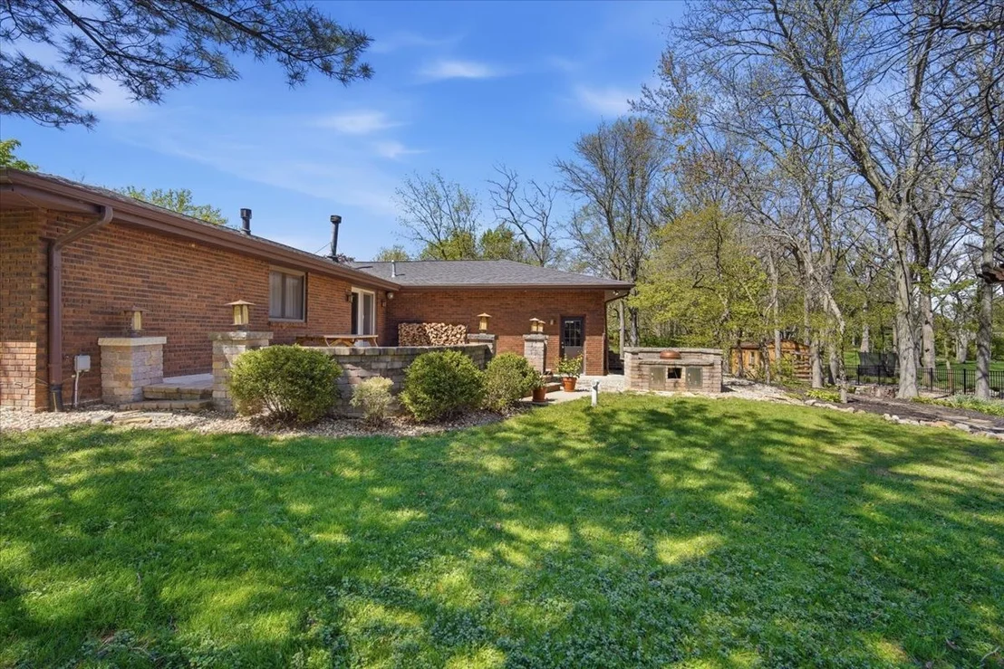 Photo of 19316 Nottingham Drive