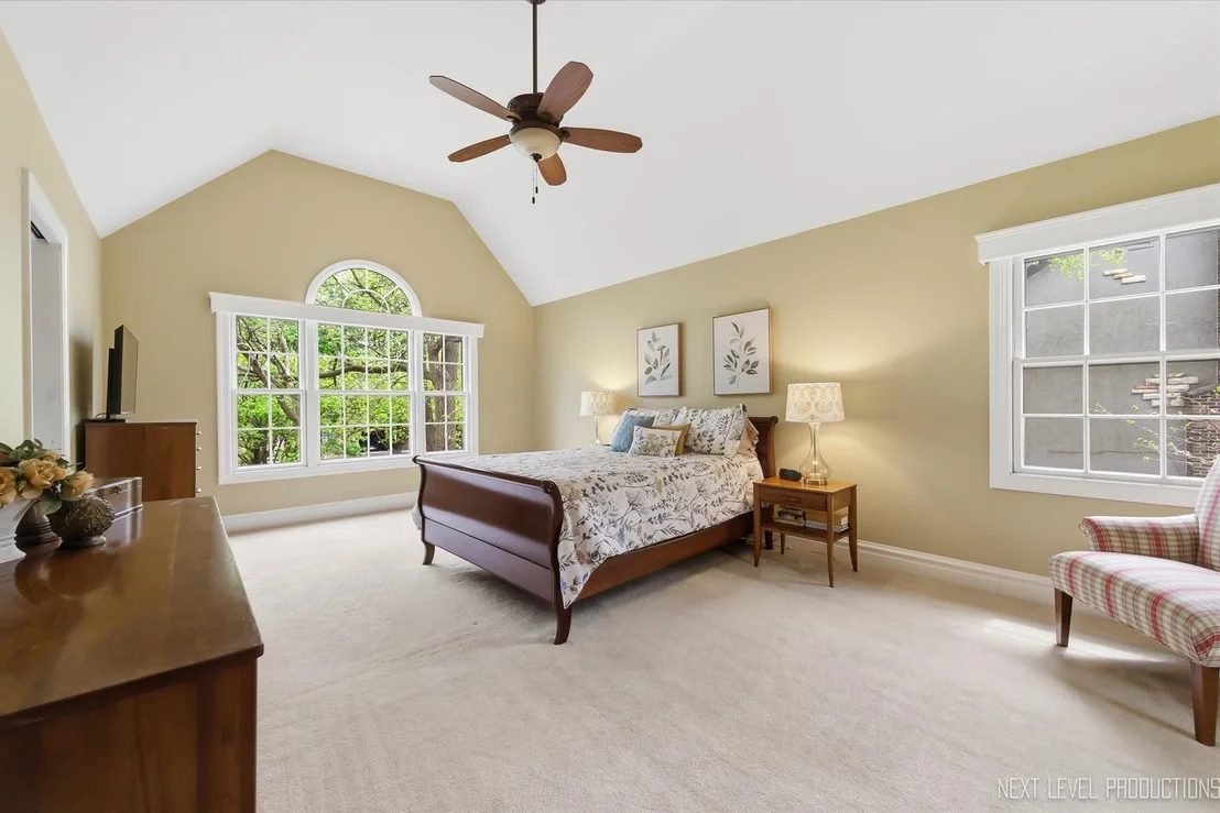 Photo of 1005 Stonehedge Road