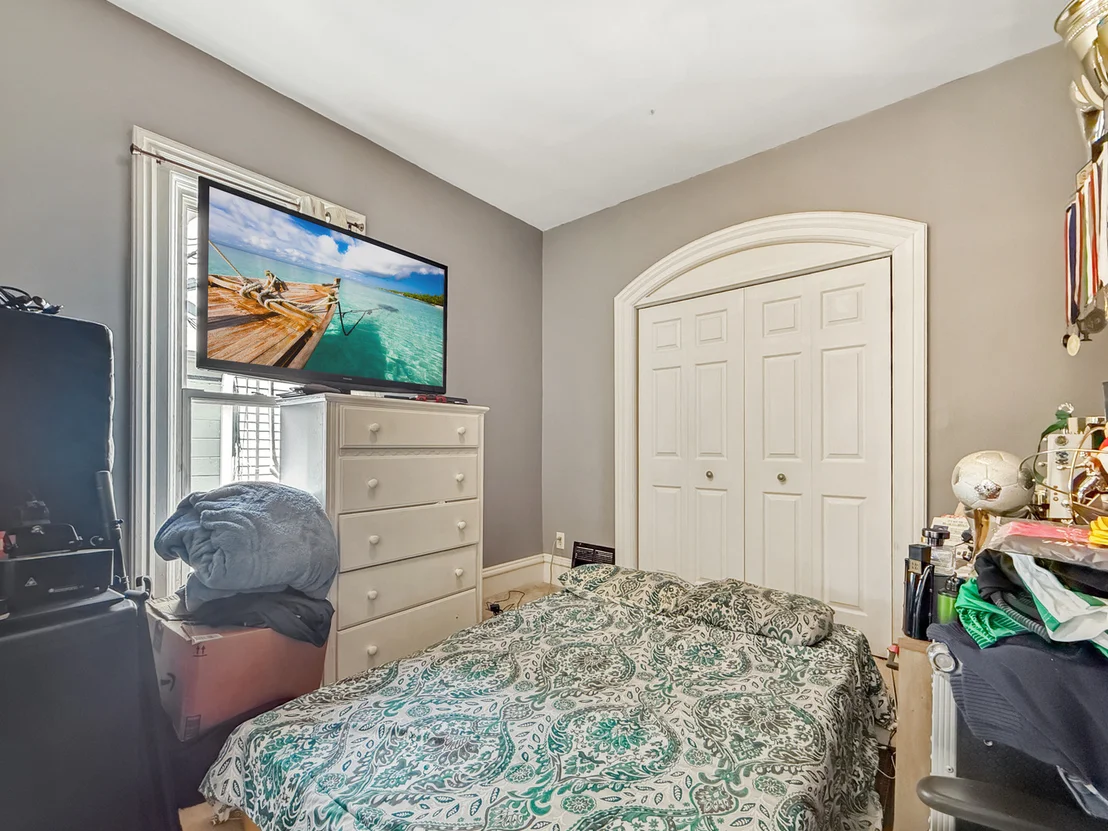 Photo of 311 Ryerson Avenue