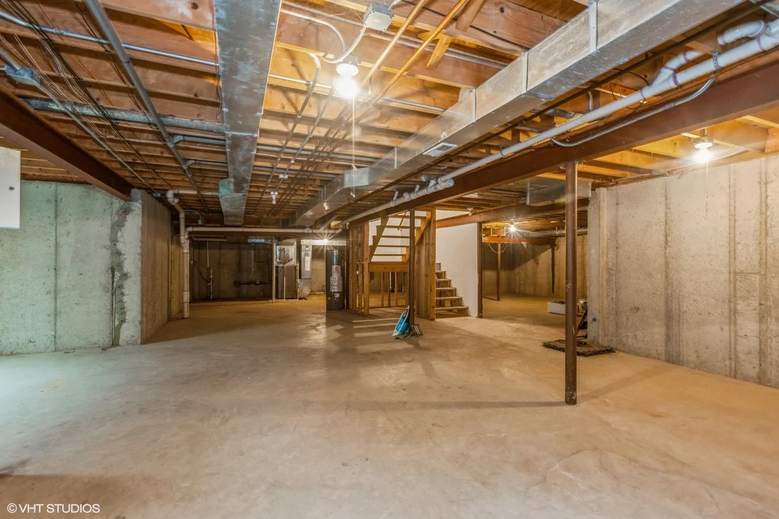 Photo of 954 Black Walnut Drive