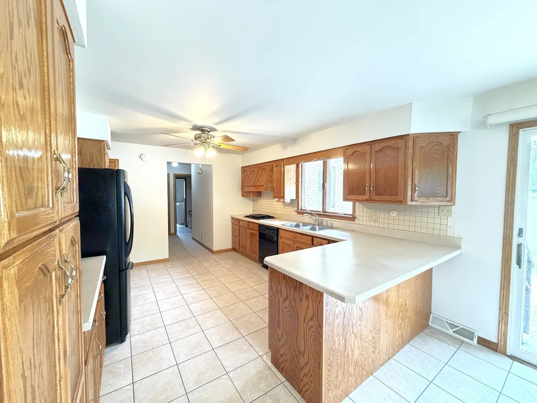 Photo of 901 Lark Street