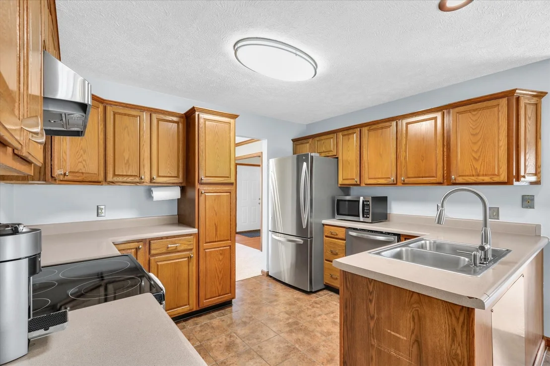 Photo of 2807 Willow Bend Road