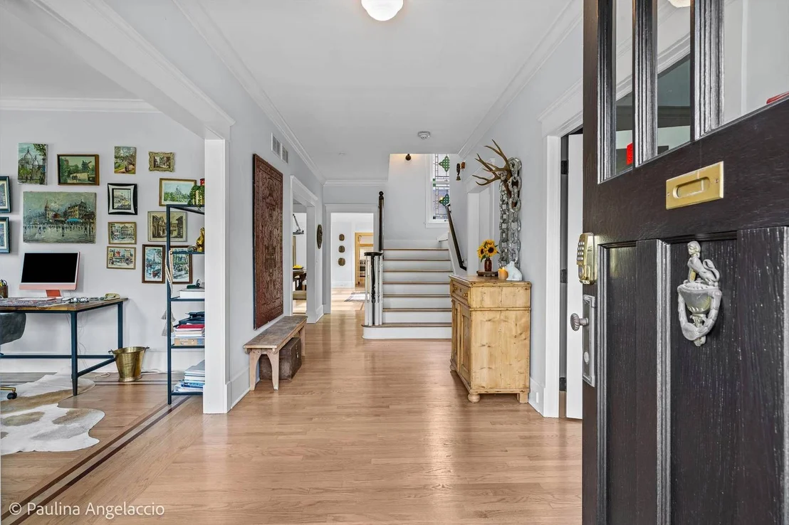 Photo of 203 Dundee Avenue