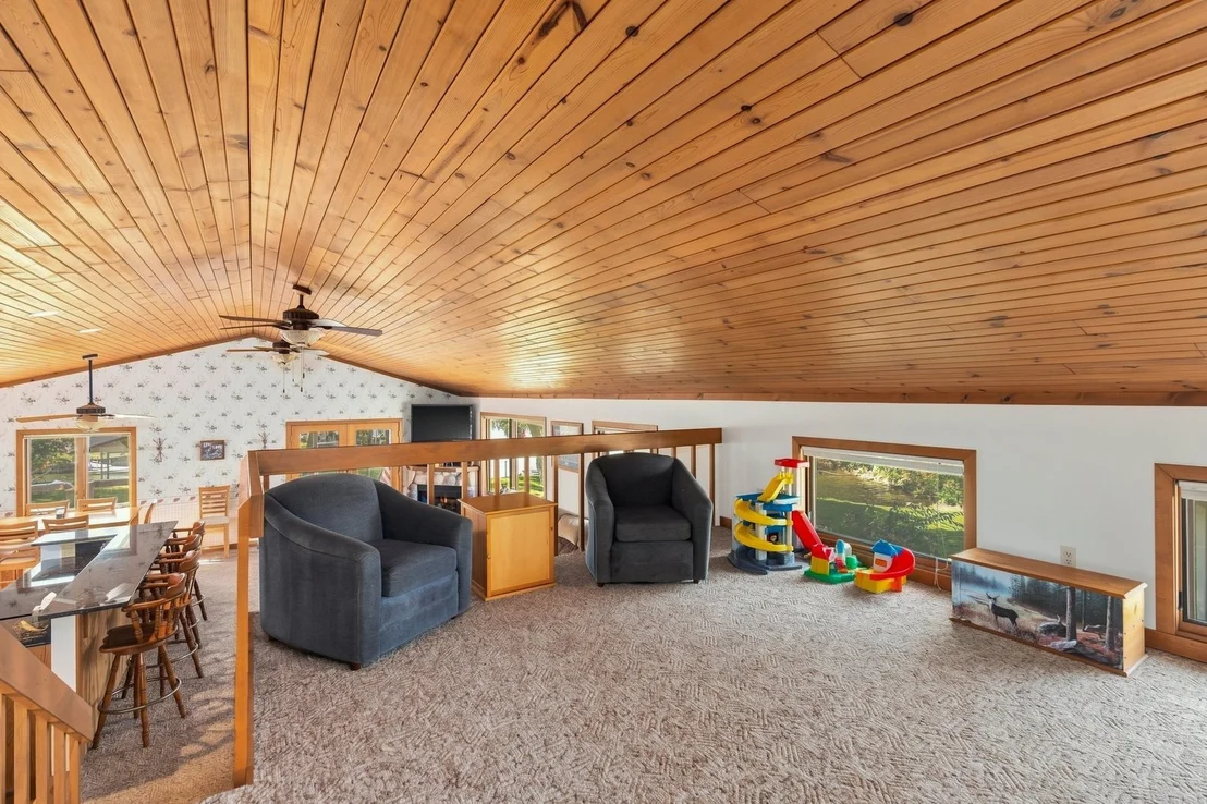 Photo of 154 Beachview Court