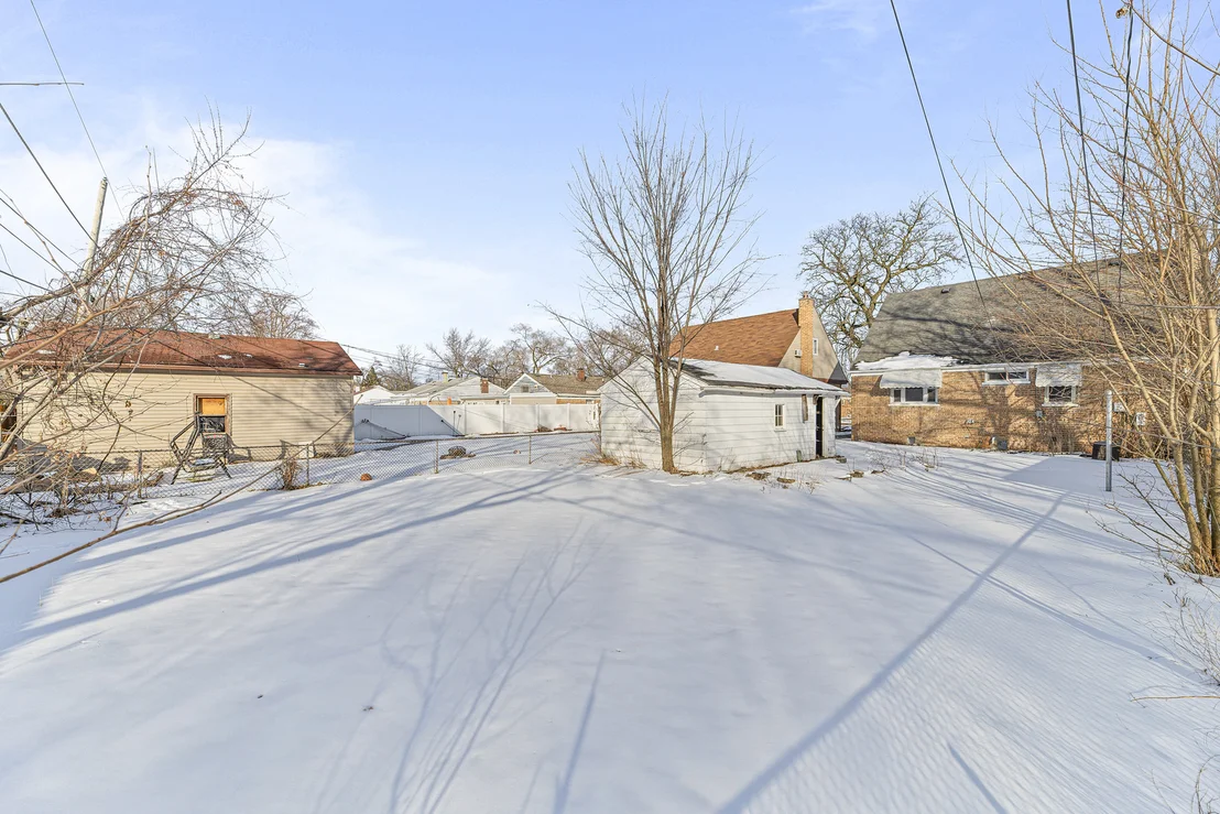 Photo of 17714 Burnham Avenue