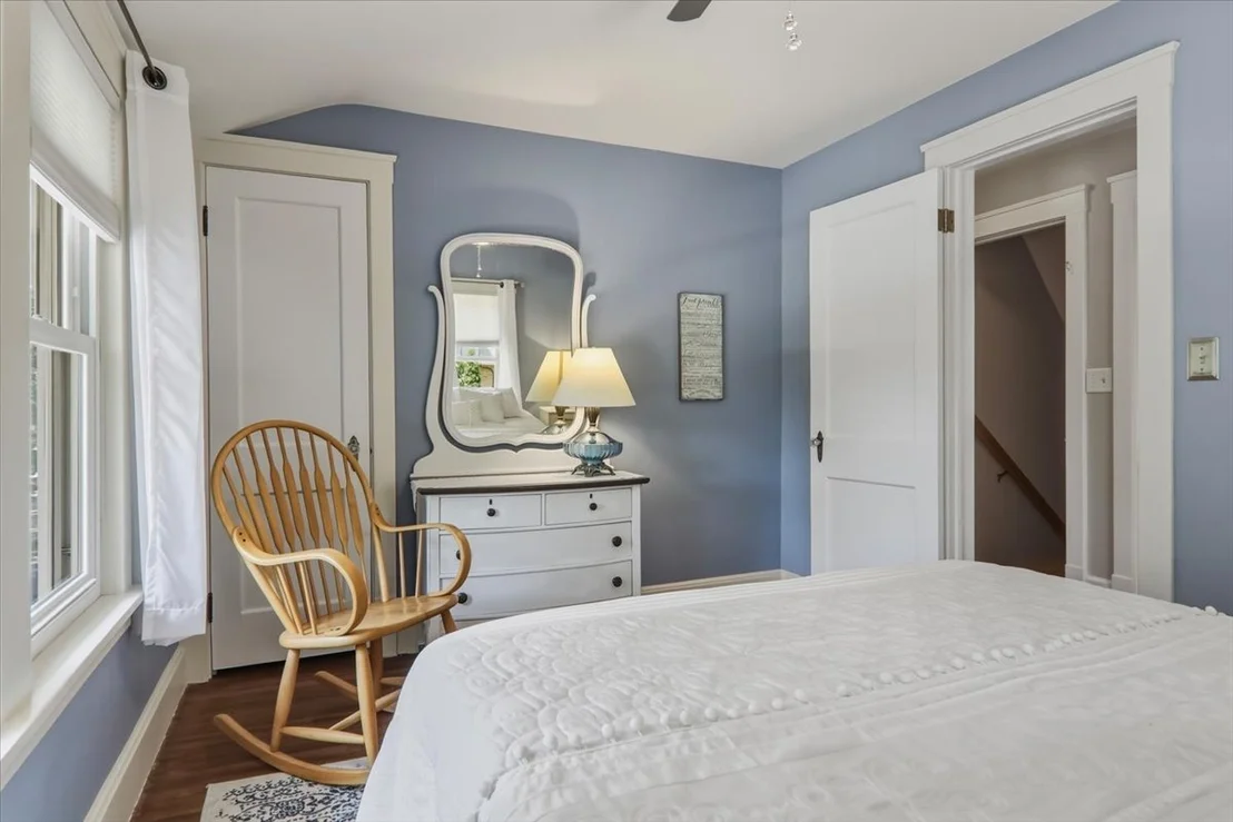Photo of 222 S Florence Avenue