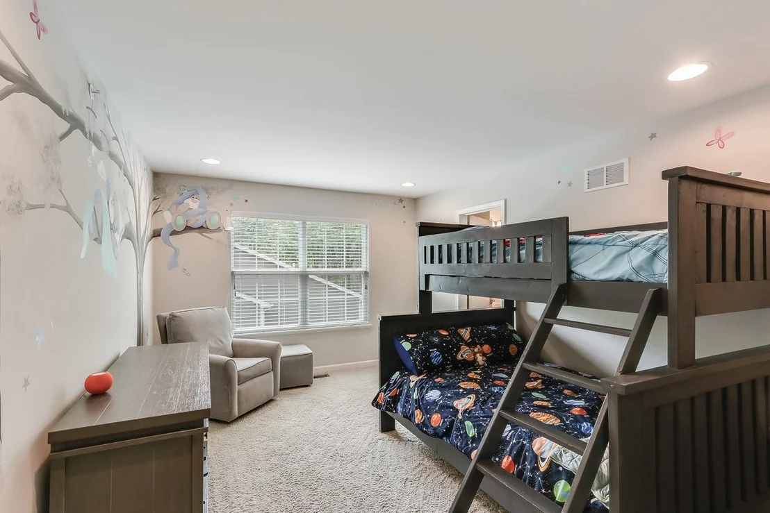 Photo of 1612 Bur Oak Drive