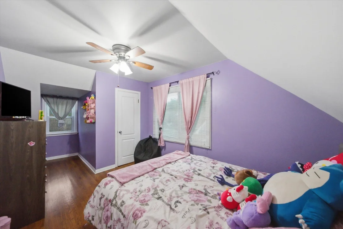 Photo of 525 Sunset Drive