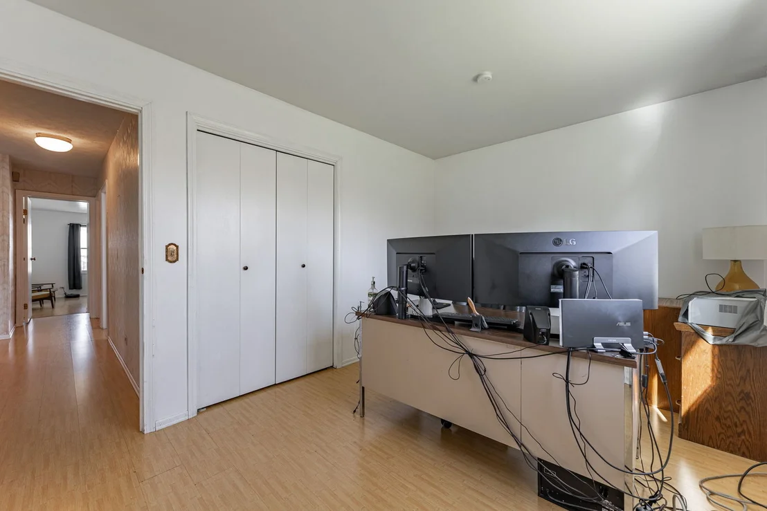 Photo of 137 Harding Drive