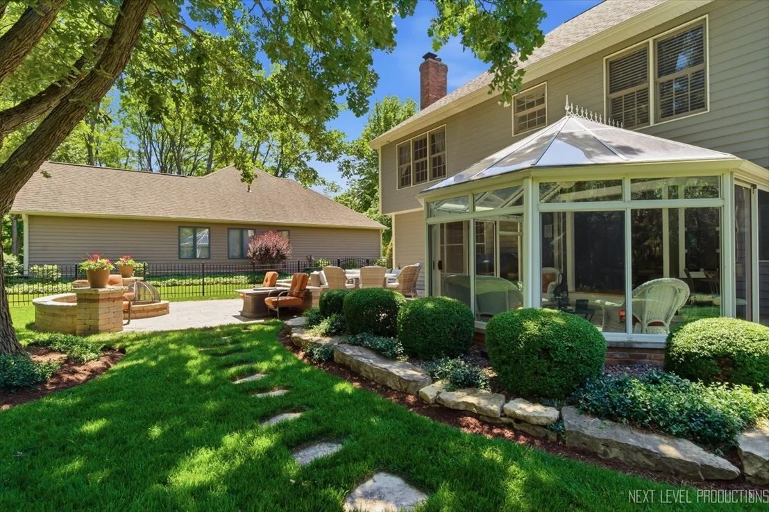 Photo of 990 Pinecrest Drive