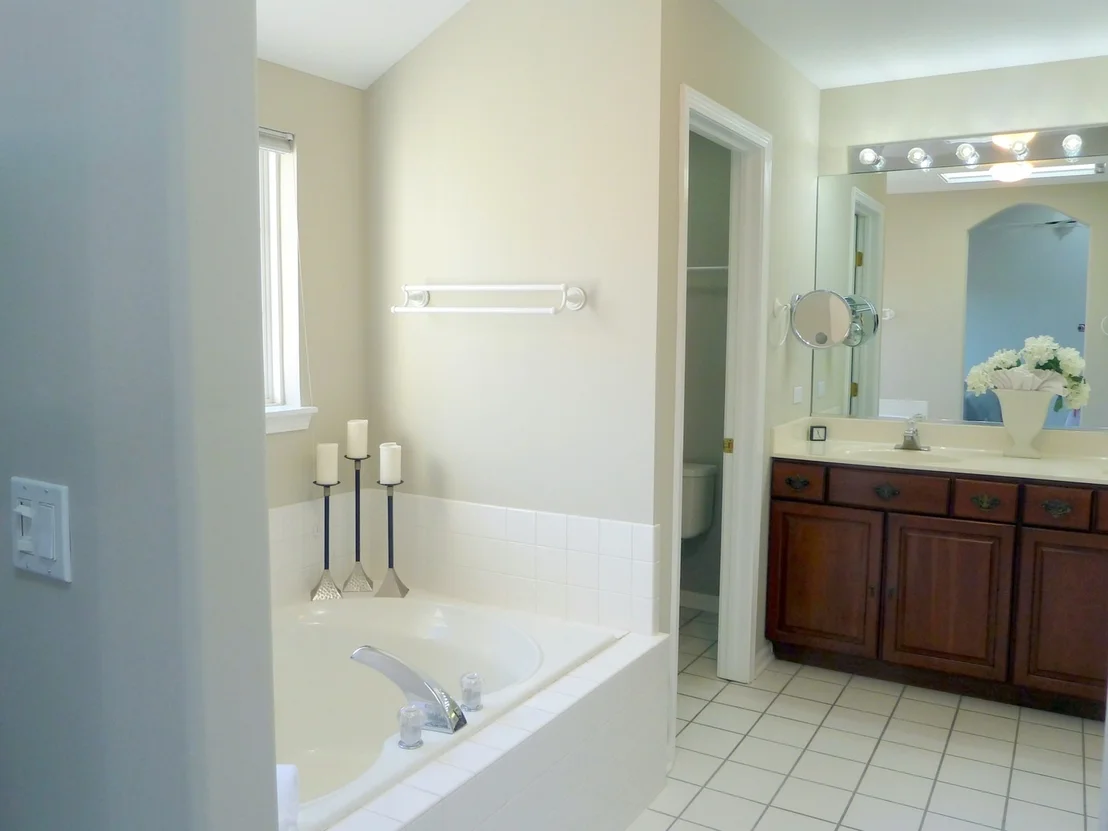 Photo of 924 Vineyard Lane