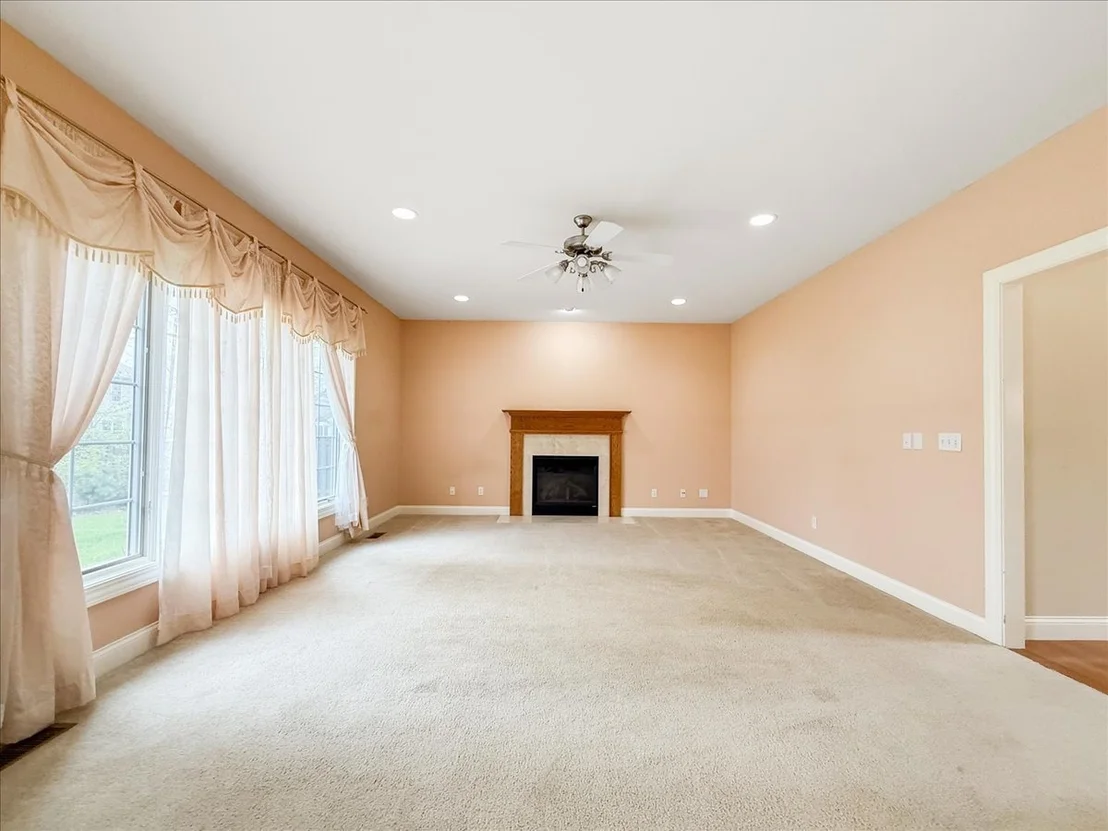 Photo of 4705 Stonebridge Drive