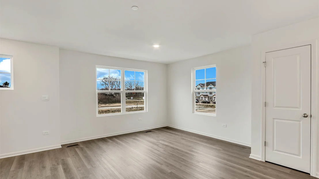 Photo of 403 Lakeshore Court