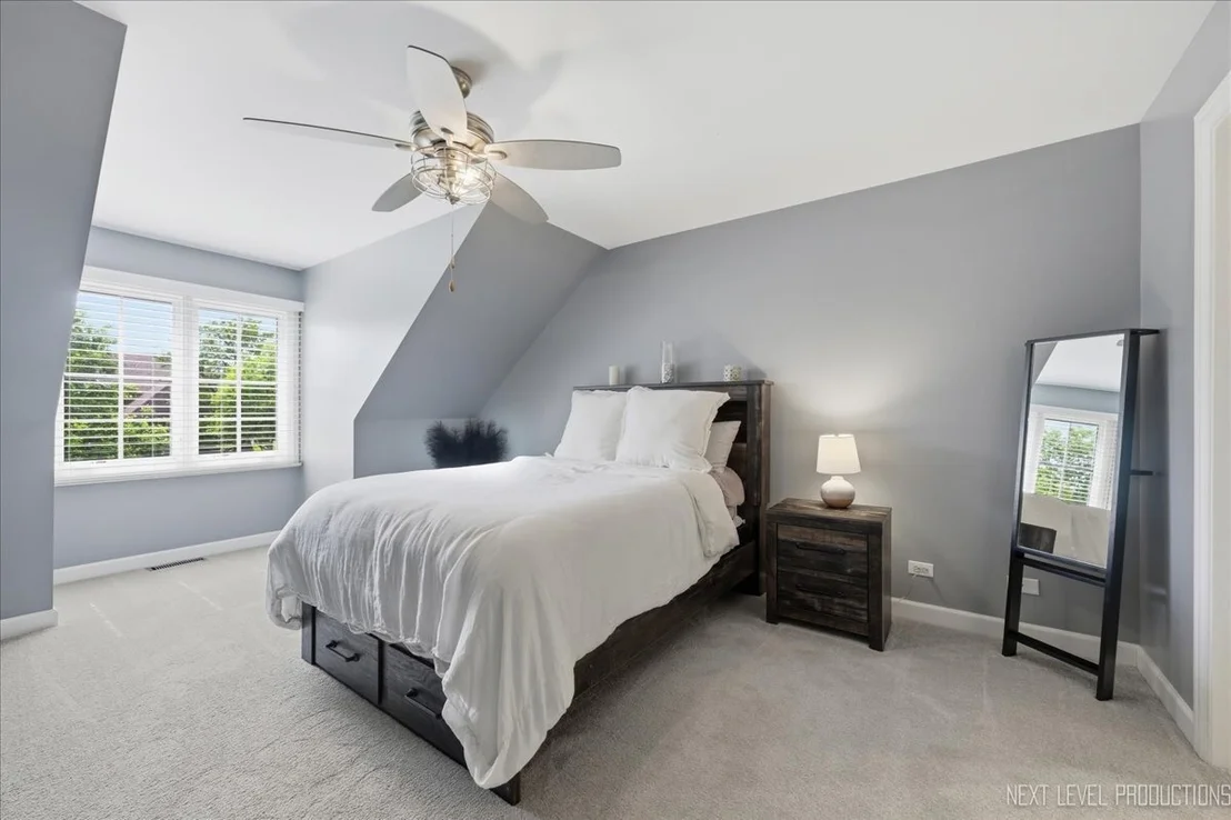 Photo of 2460 Bird Lane