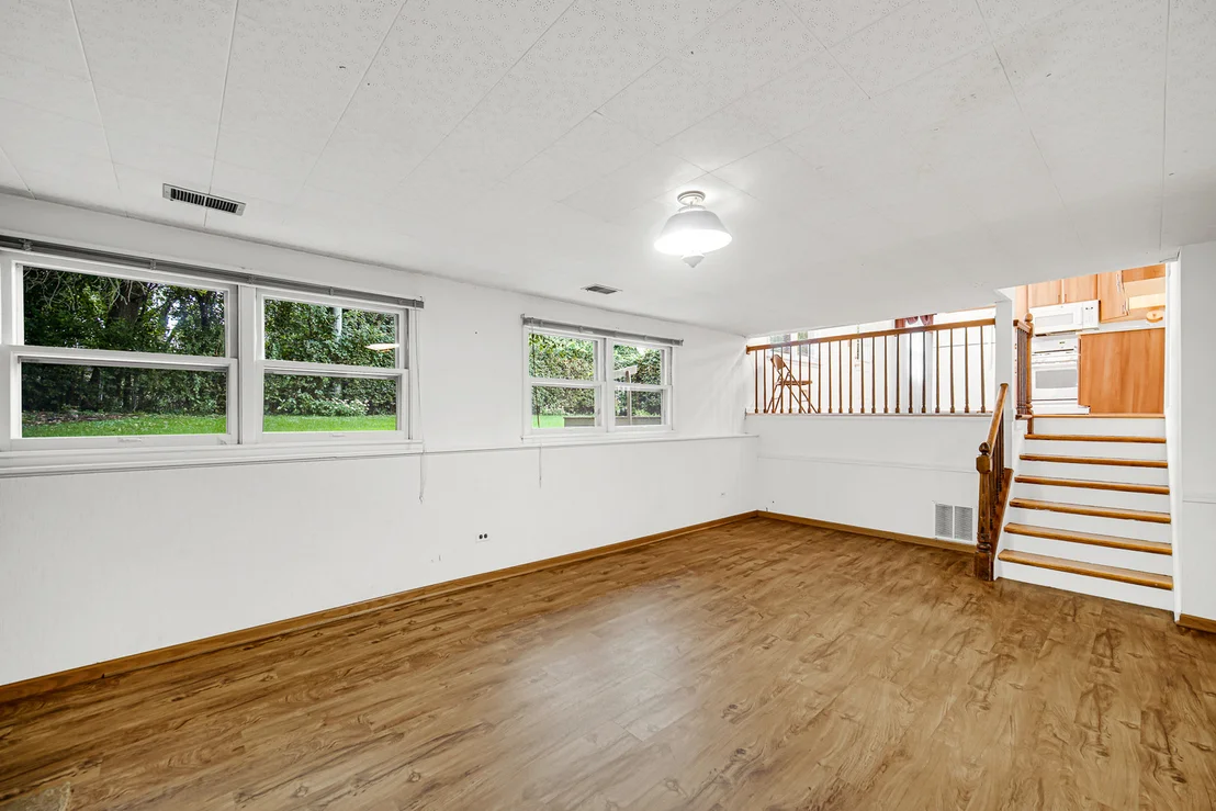 Photo of 986 Harvard Lane