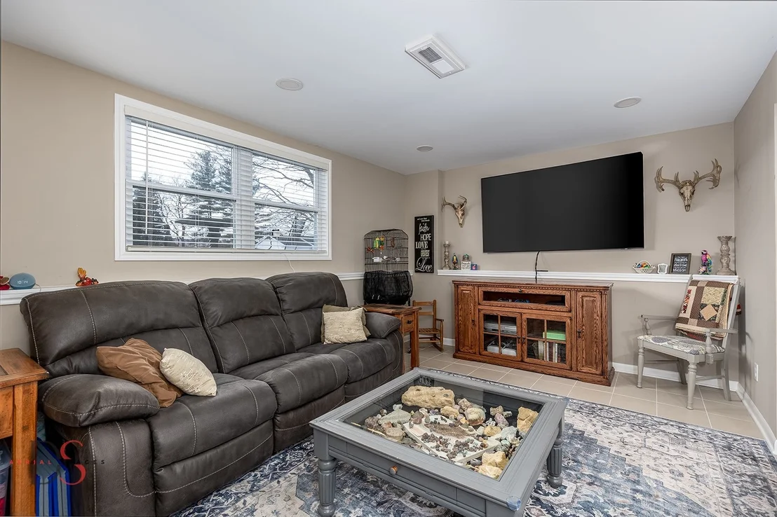 Photo of 4 Maplewood Lane