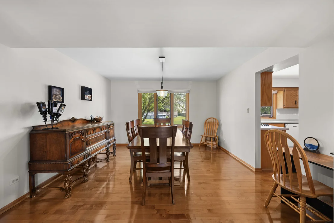 Photo of 800 Lisdowney Drive