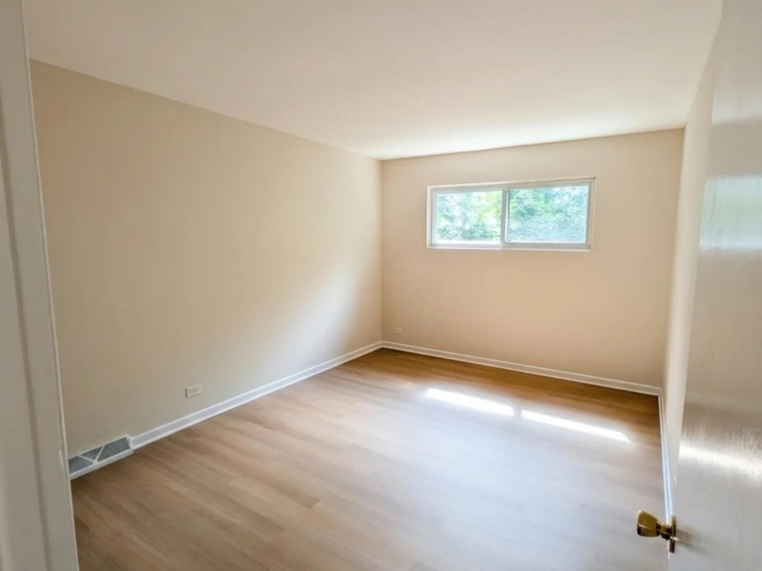 Photo of 270 N Dover Lane
