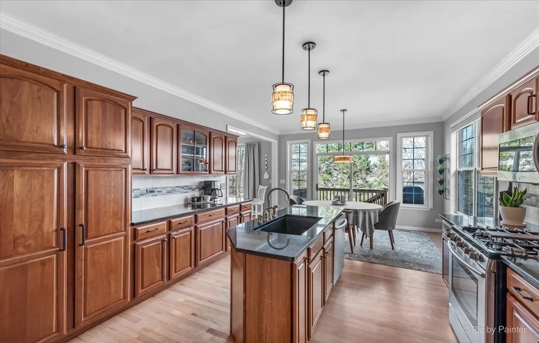 Photo of 924 Viewpointe Drive