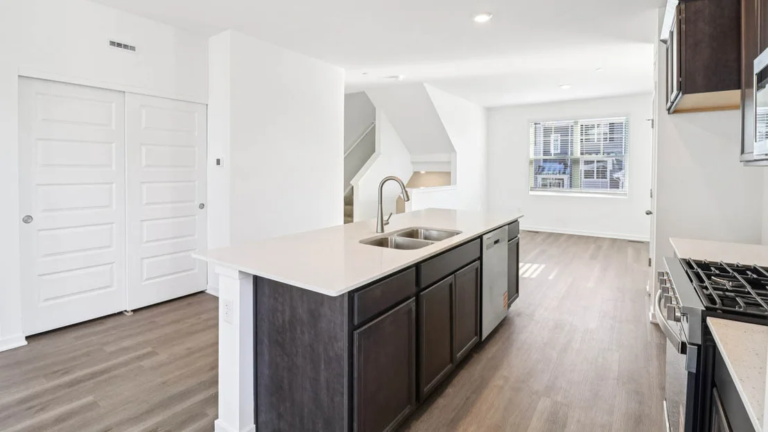 Photo of 1313 Foxglove Drive