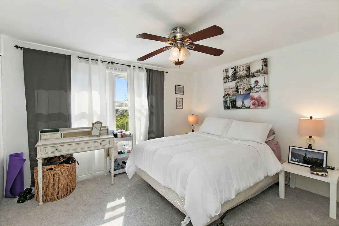Photo of 1797 Queensbury Circle