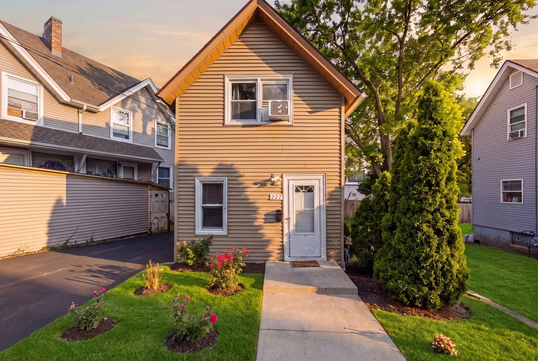 Photo of 327 Ann Street