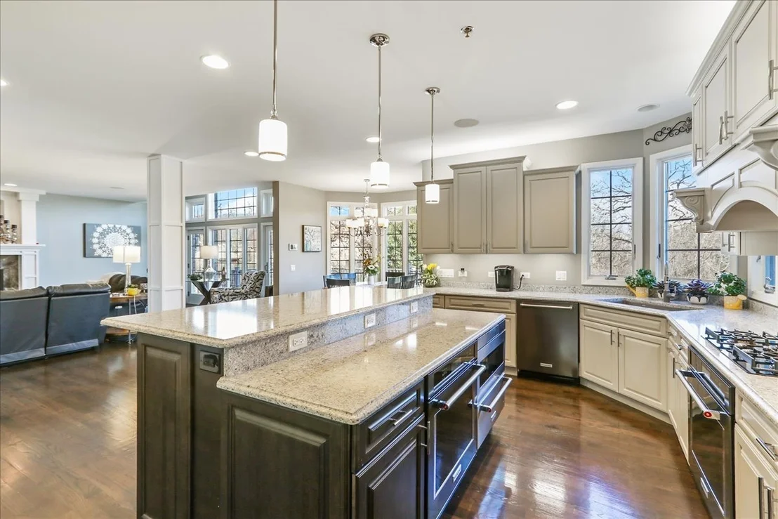 Photo of 519 Litchfield Lane