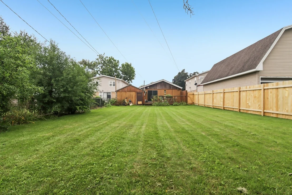 Photo of 9226 Crescent Drive