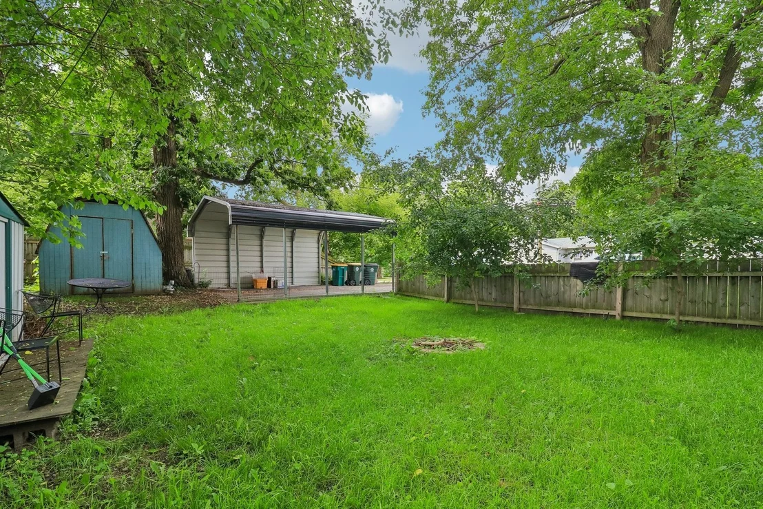 Photo of 121 Beachview Drive