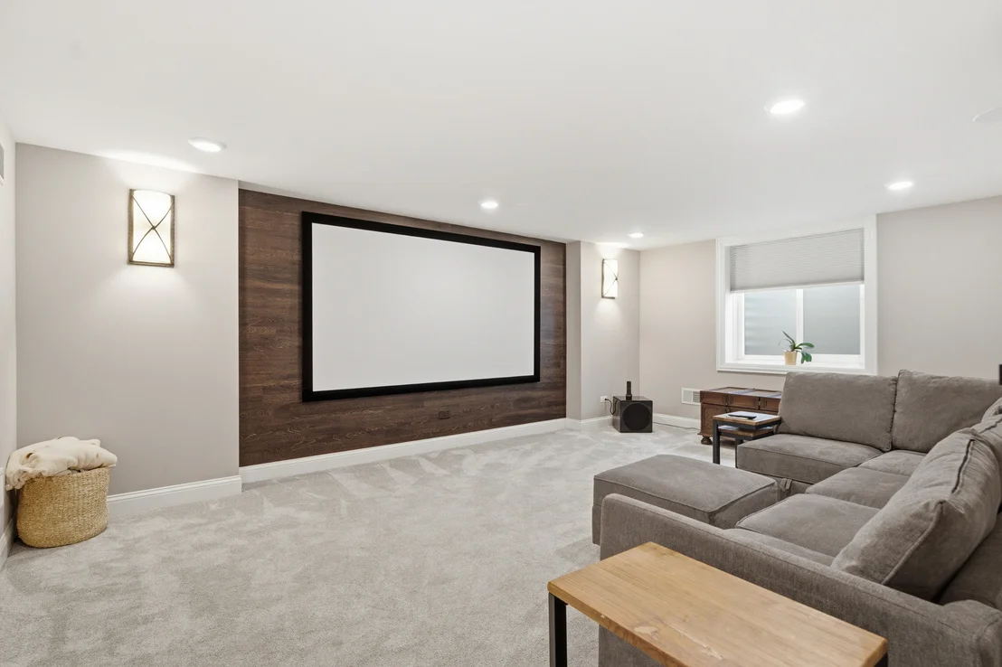 Photo of 899 Edgewood Drive