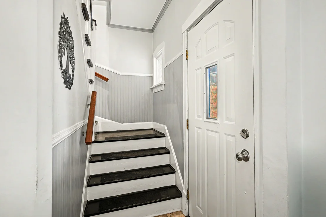 Photo of 813 Circle Avenue
