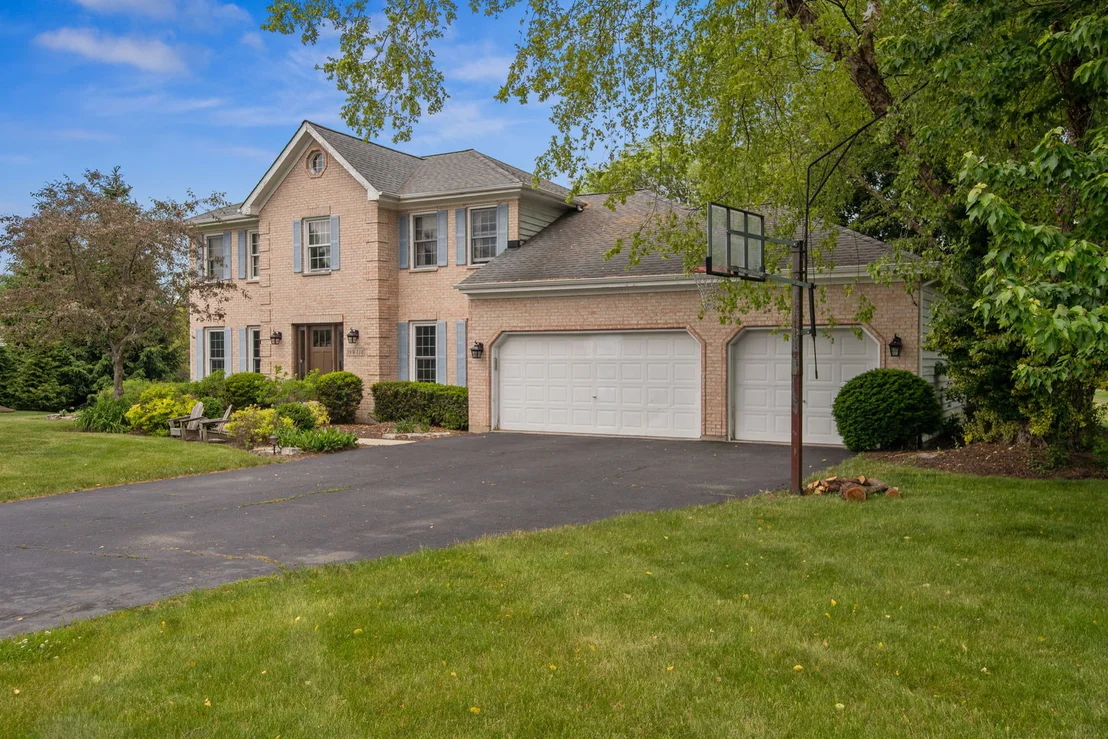 Photo of 39W118 Baert Lane