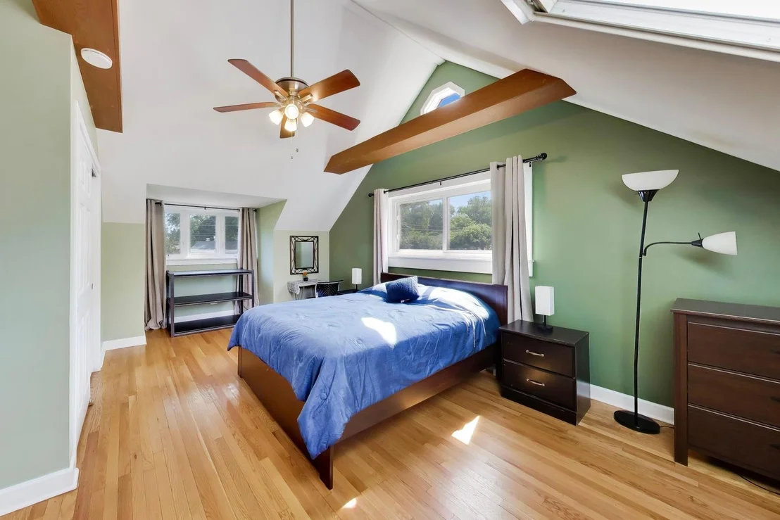 Photo of 2711 Elgin Road
