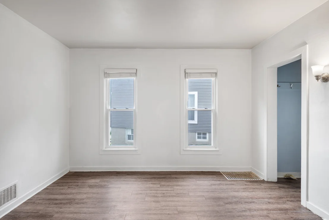 Photo of 447 Ashland Avenue