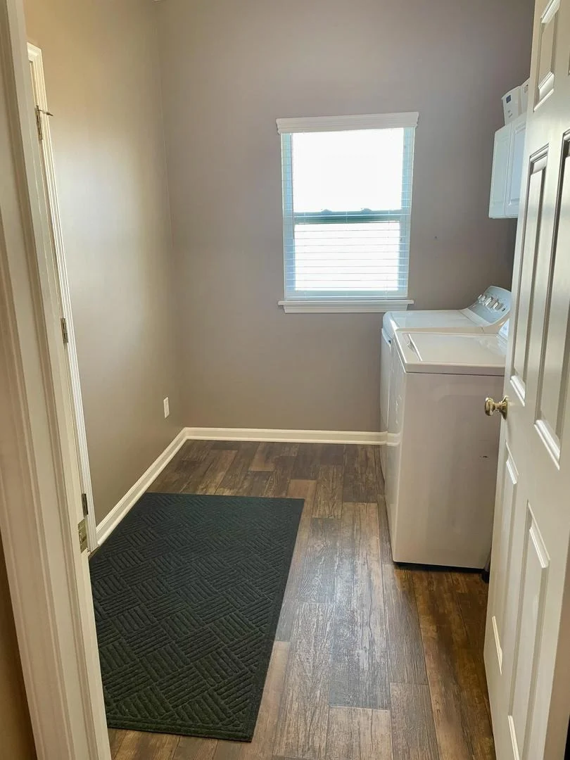 Photo of 1150 Bailey Road