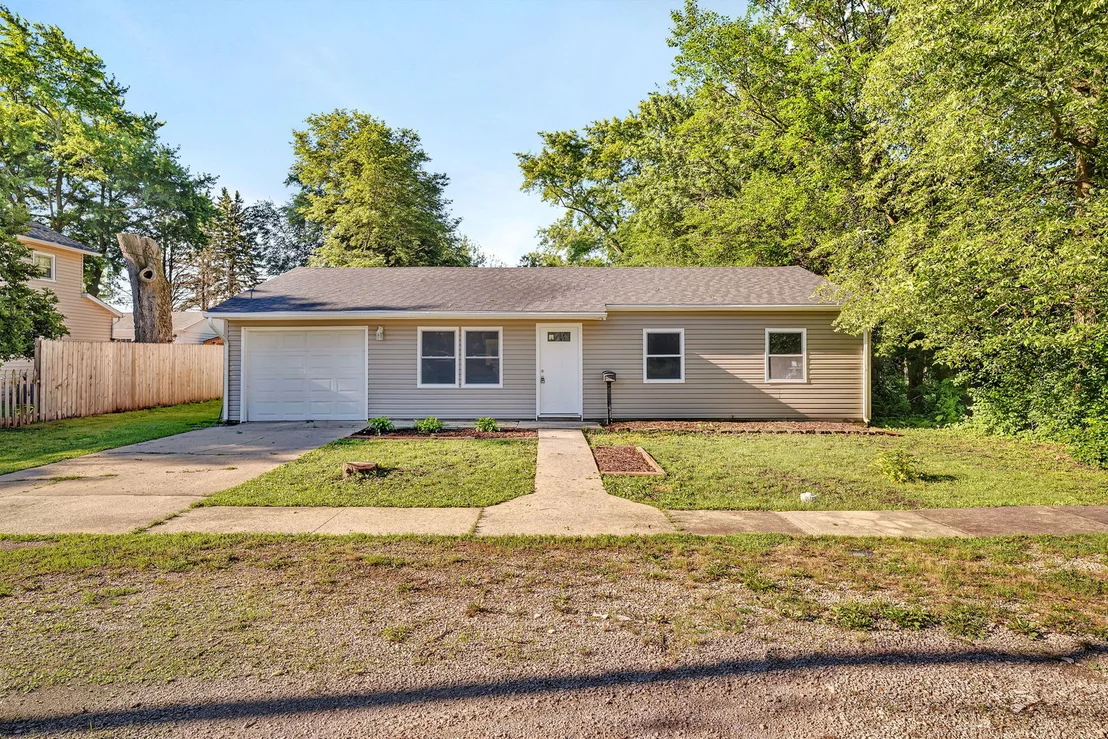 Photo of 403 W James Street
