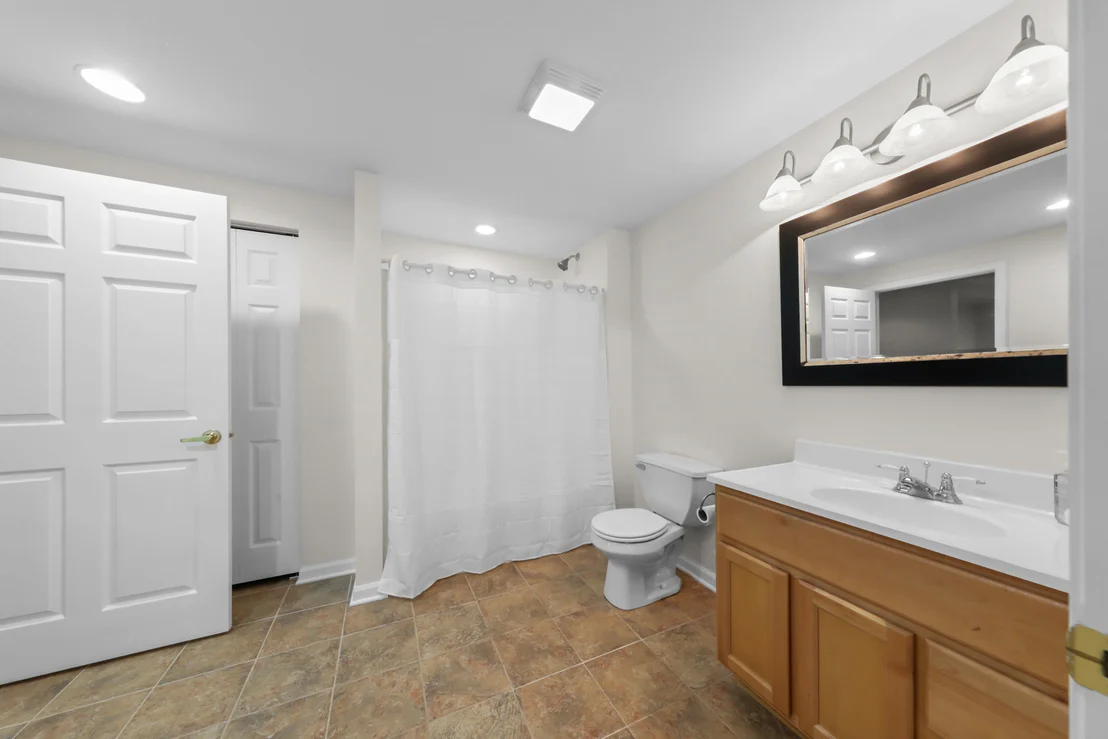 Photo of 1223 Fox Run Drive
