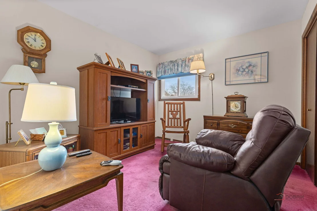 Photo of 1124 N Anvil Court