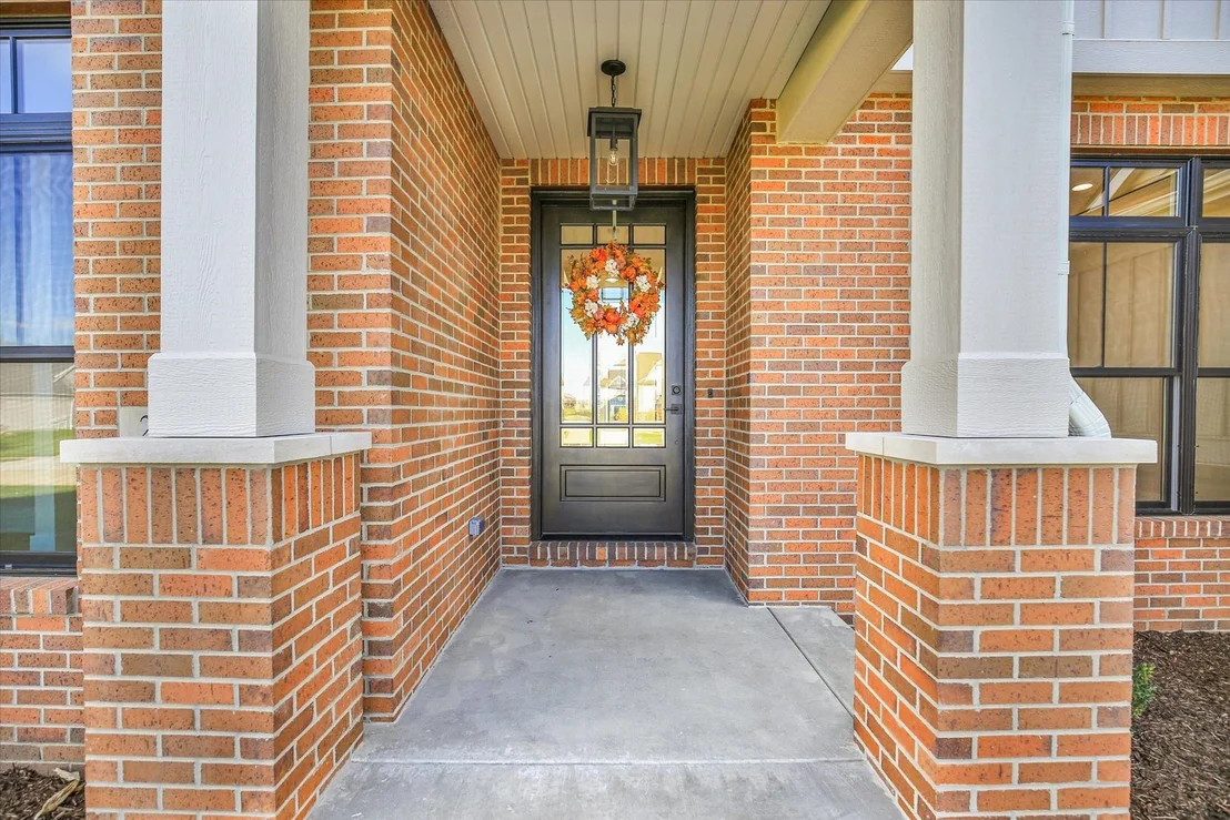 Photo of 2709 Castlerock Drive